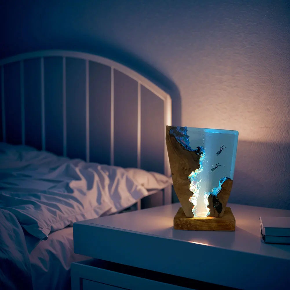 Seabed Exploration Organism Resin Table Light 2 Divers Resin Table Light Deep Sea Diver Night Light Bedroom Office Desk Decor